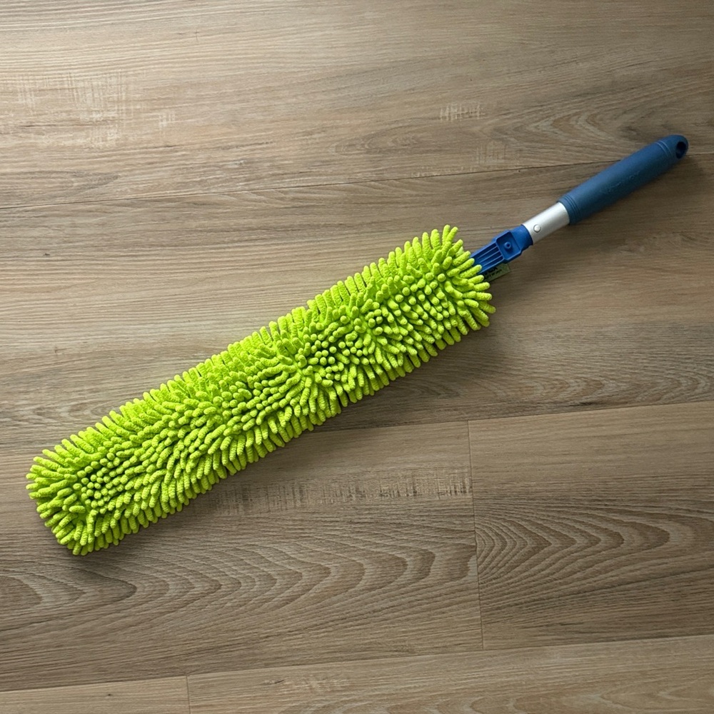 Norwex Lime and Navy Microfiber Duster